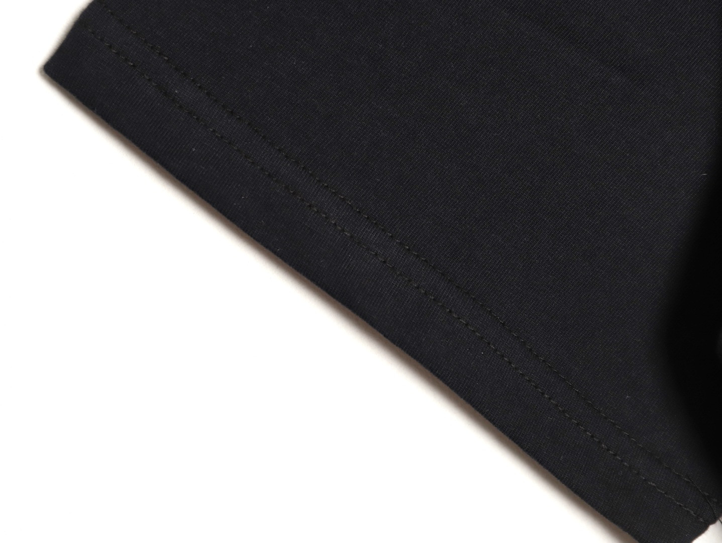 Ch**me He**ts 25SS Short-sleeved T-shirt