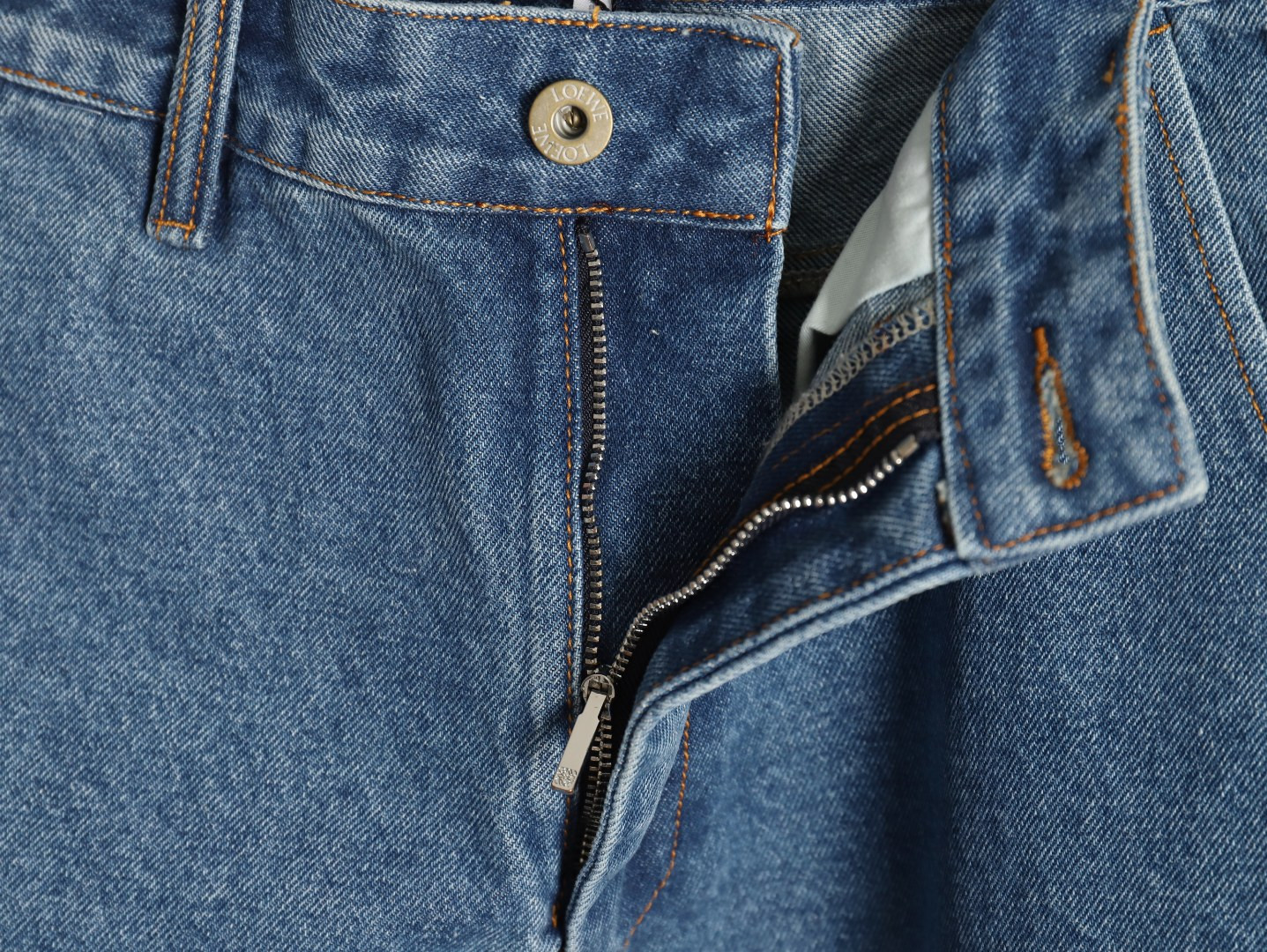 L0ew* Anagram shorts