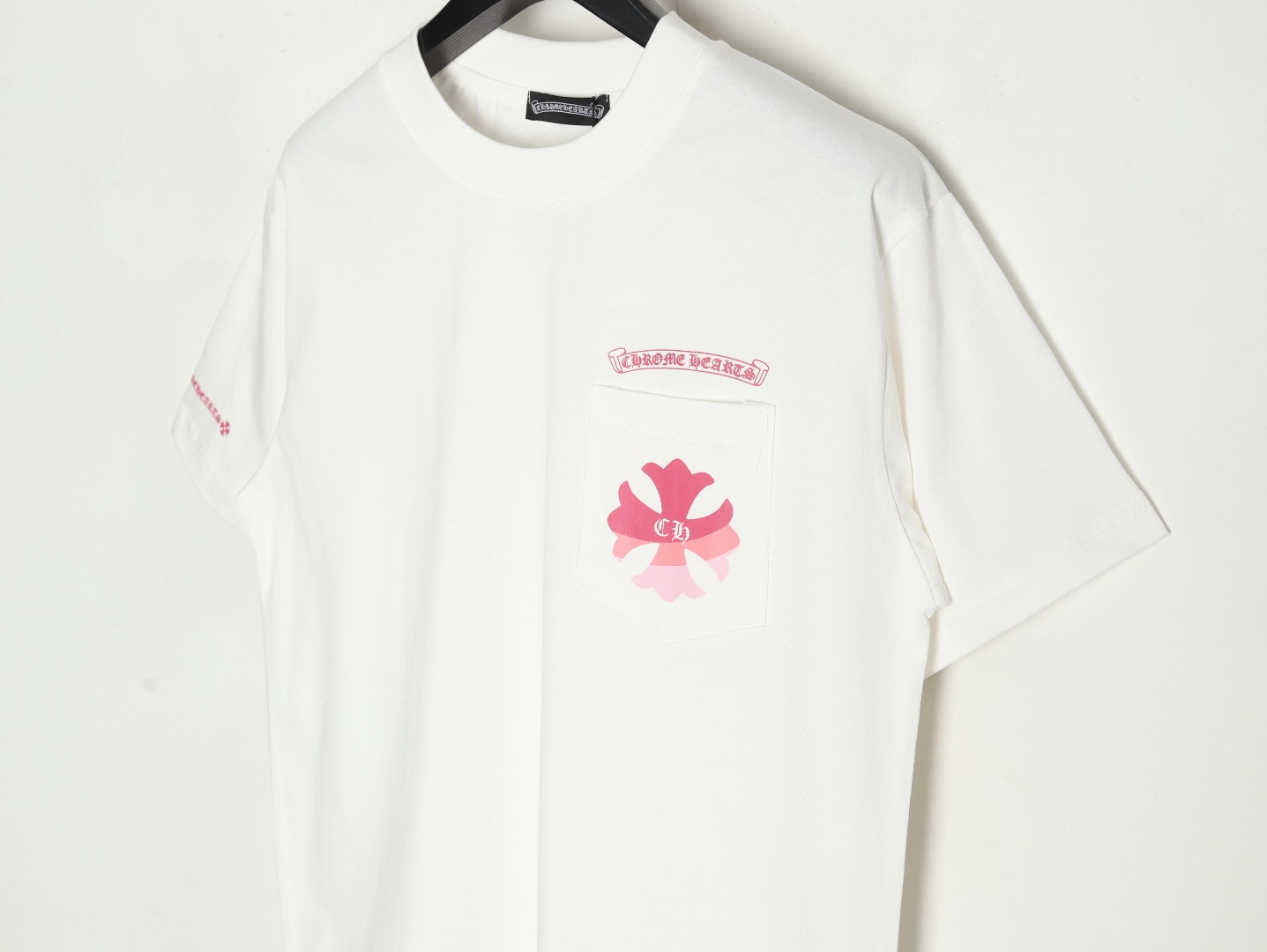 Ch**me He**ts 25SS Short-sleeved T-shirt