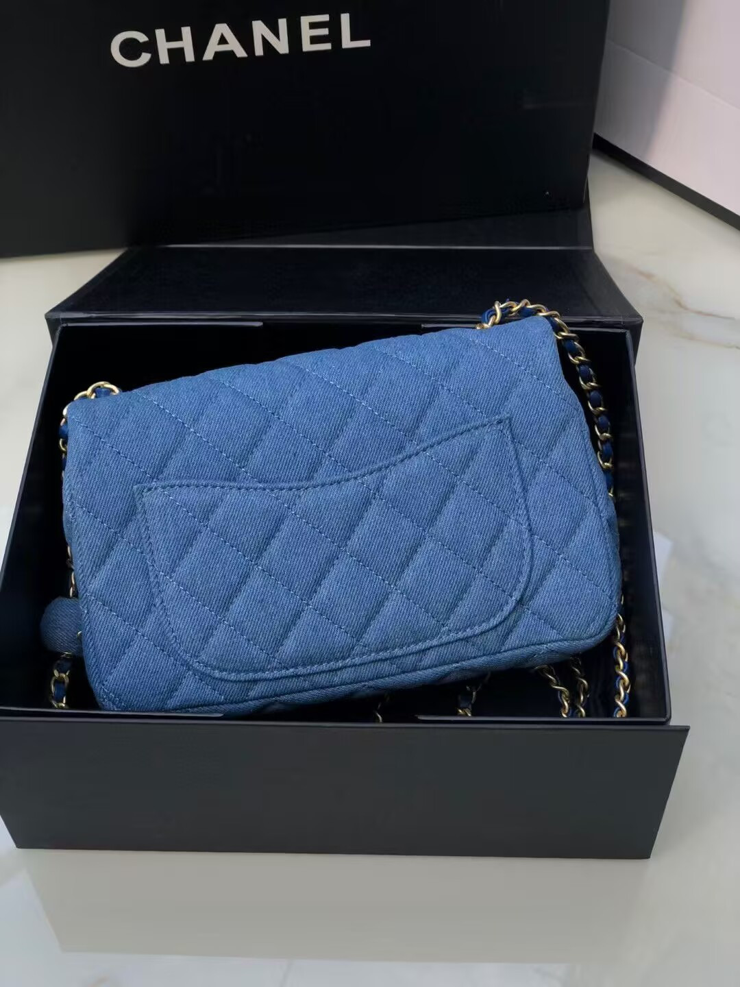 Ch*el Denim Quilted Flap Bag 20x13x7cm