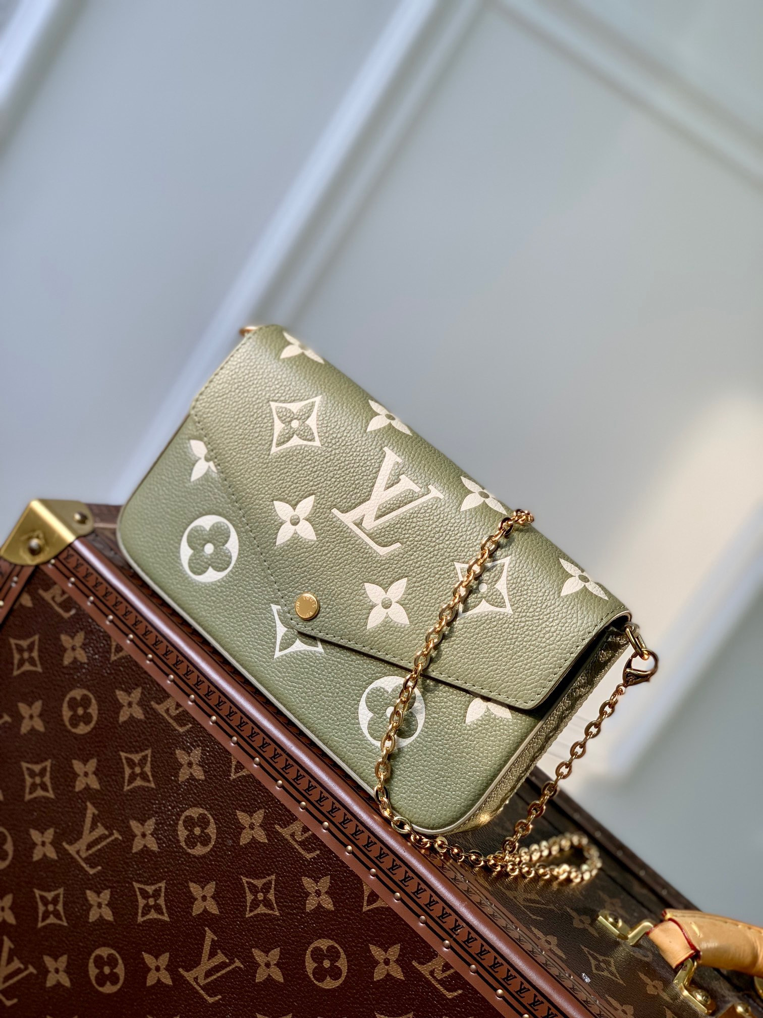 LV Pochette felicie M82480