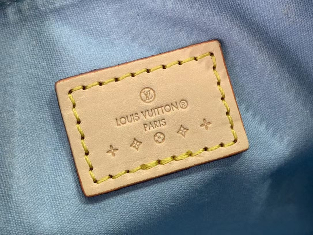 LV Nano Speedy M83000 16 x10 x7.5CM