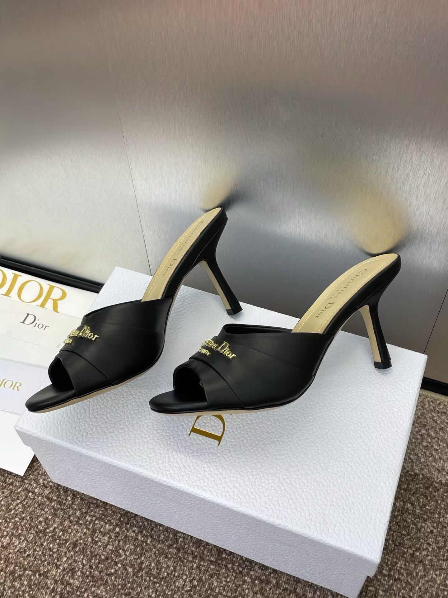 UA D*0r Heeled Slide