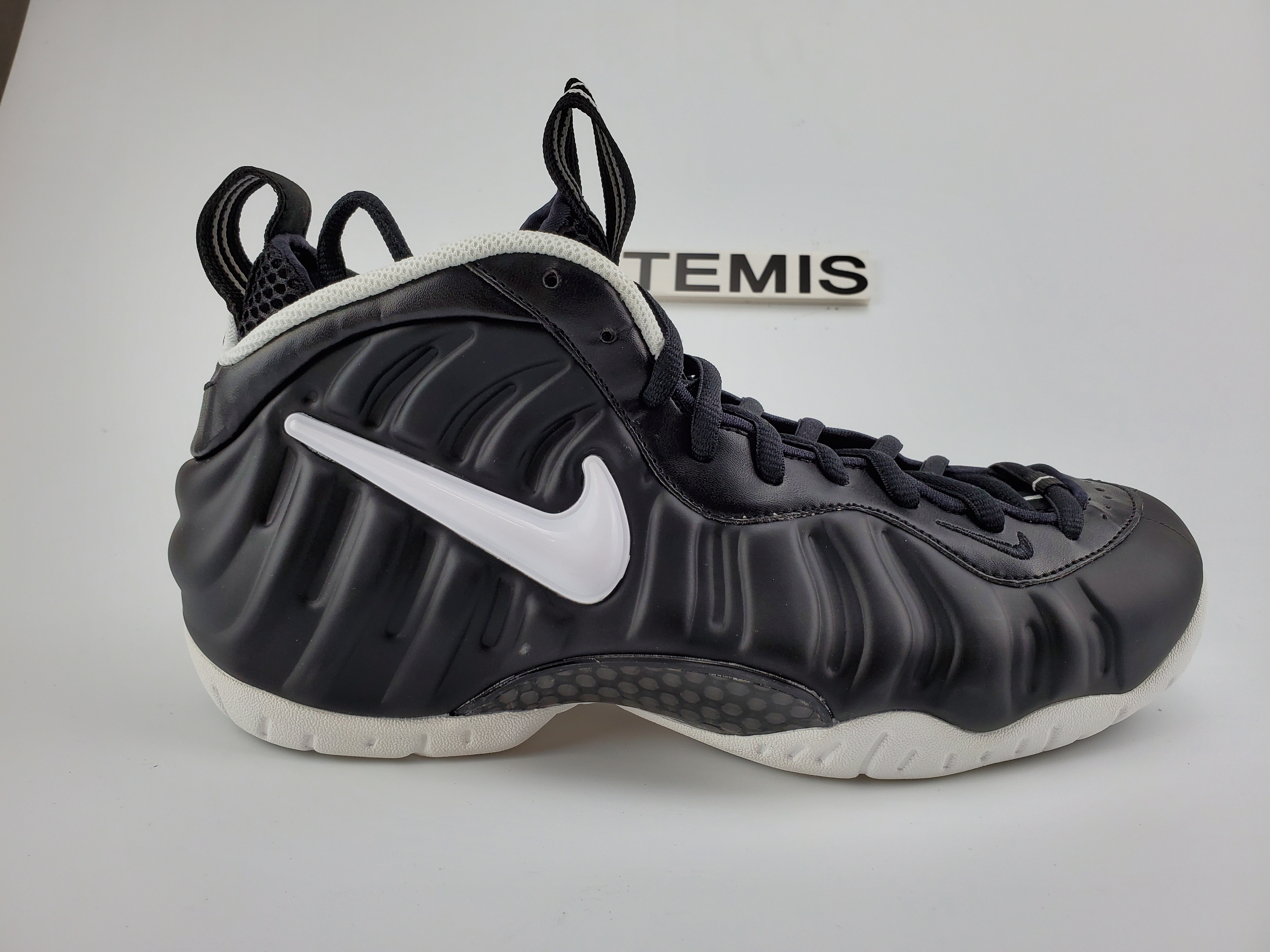 Air Foamposite Pro Dr. Doom (2016)