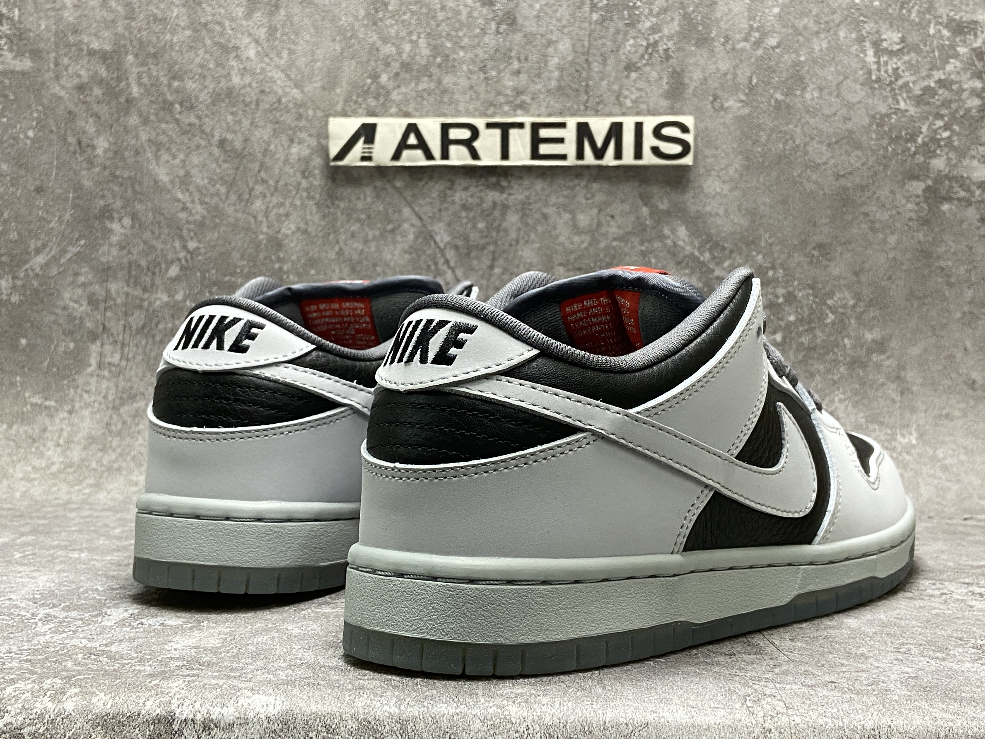 Nike Dunk SB Low Atlas 35MM Grey