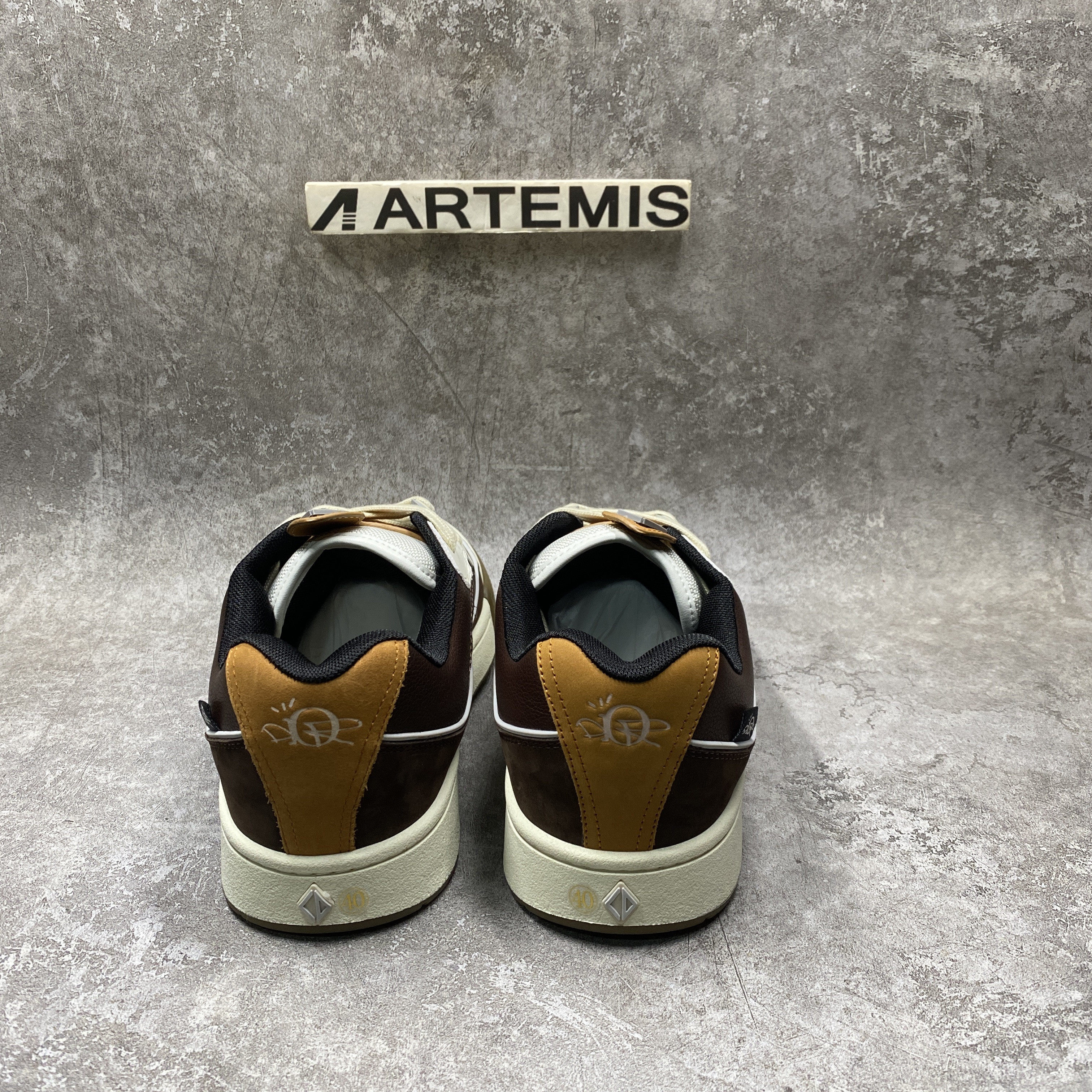 D*0r B713 CACTUS JACK Mocha White