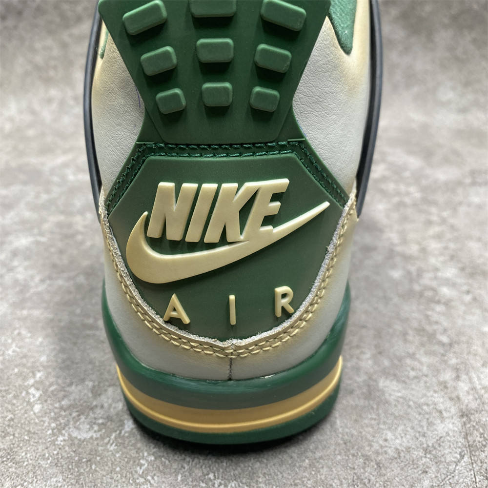 AIR JORDAN 4 RETRO 2024