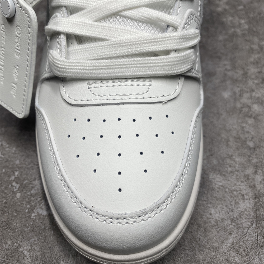 OFF-WHITE OUT OF OFFICE