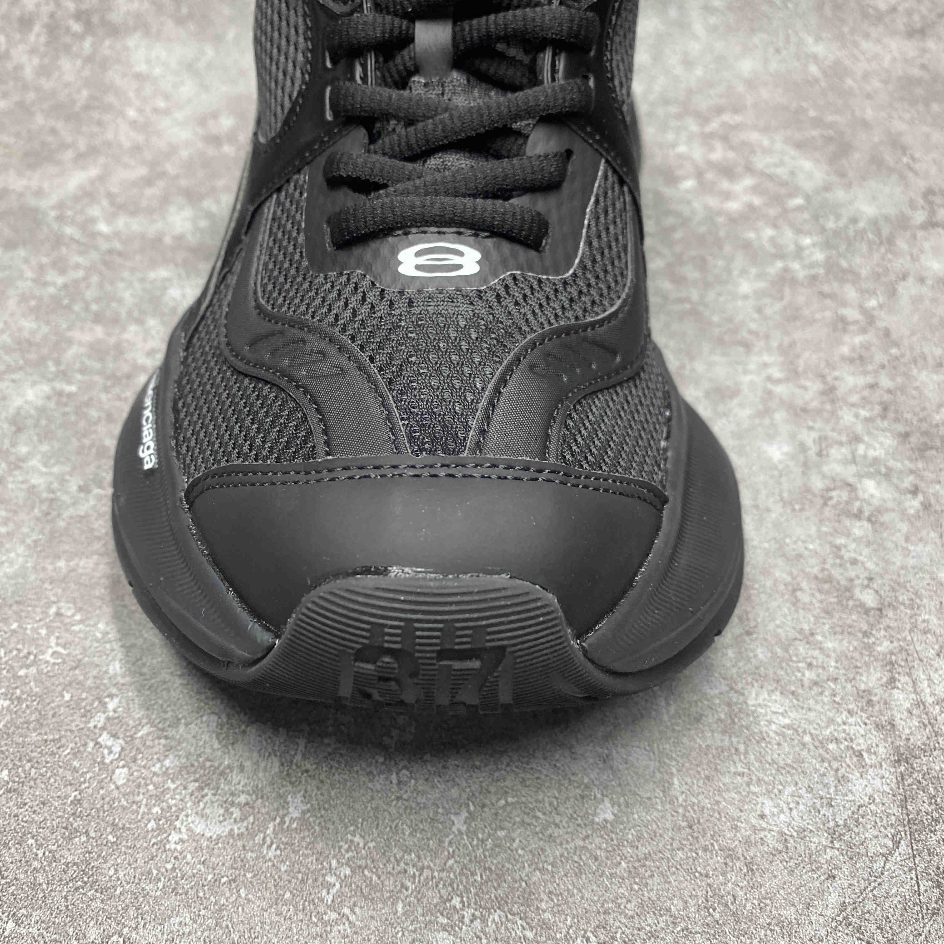 ua Ba*len*cia*ga snkrs black WFLGY 1000