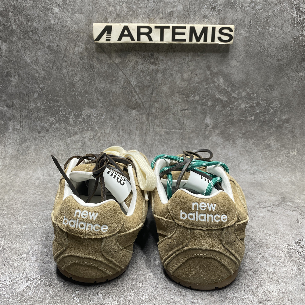 UA Miu Miu x New Balance 530 SL