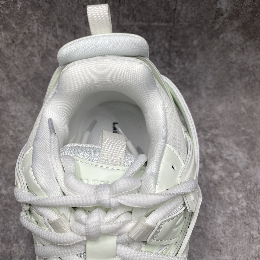 UA Ba*len*cia*ga Track White Glow