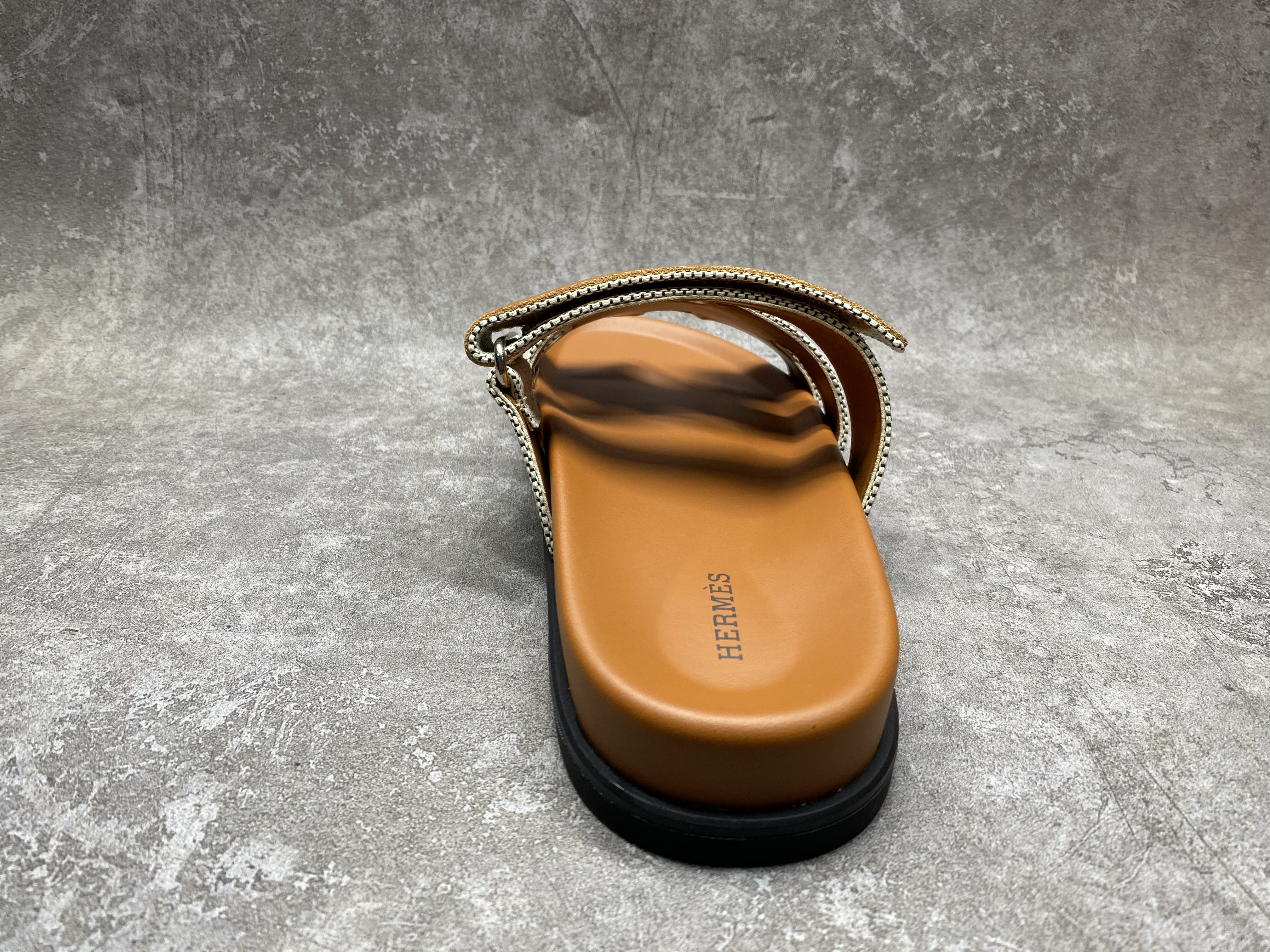 UA Hermès Chypre Sandal