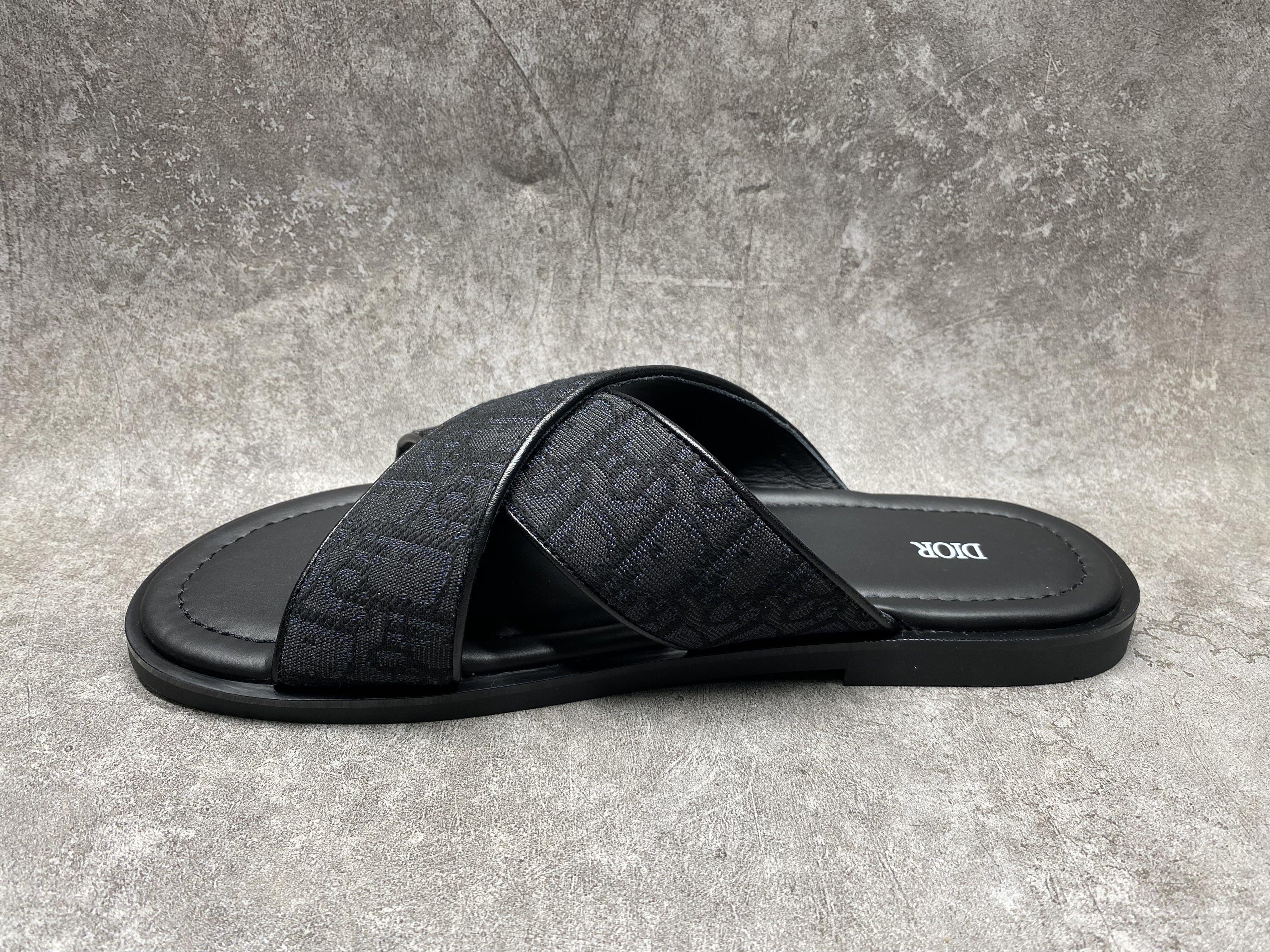 UA D*0r Alias Sandal