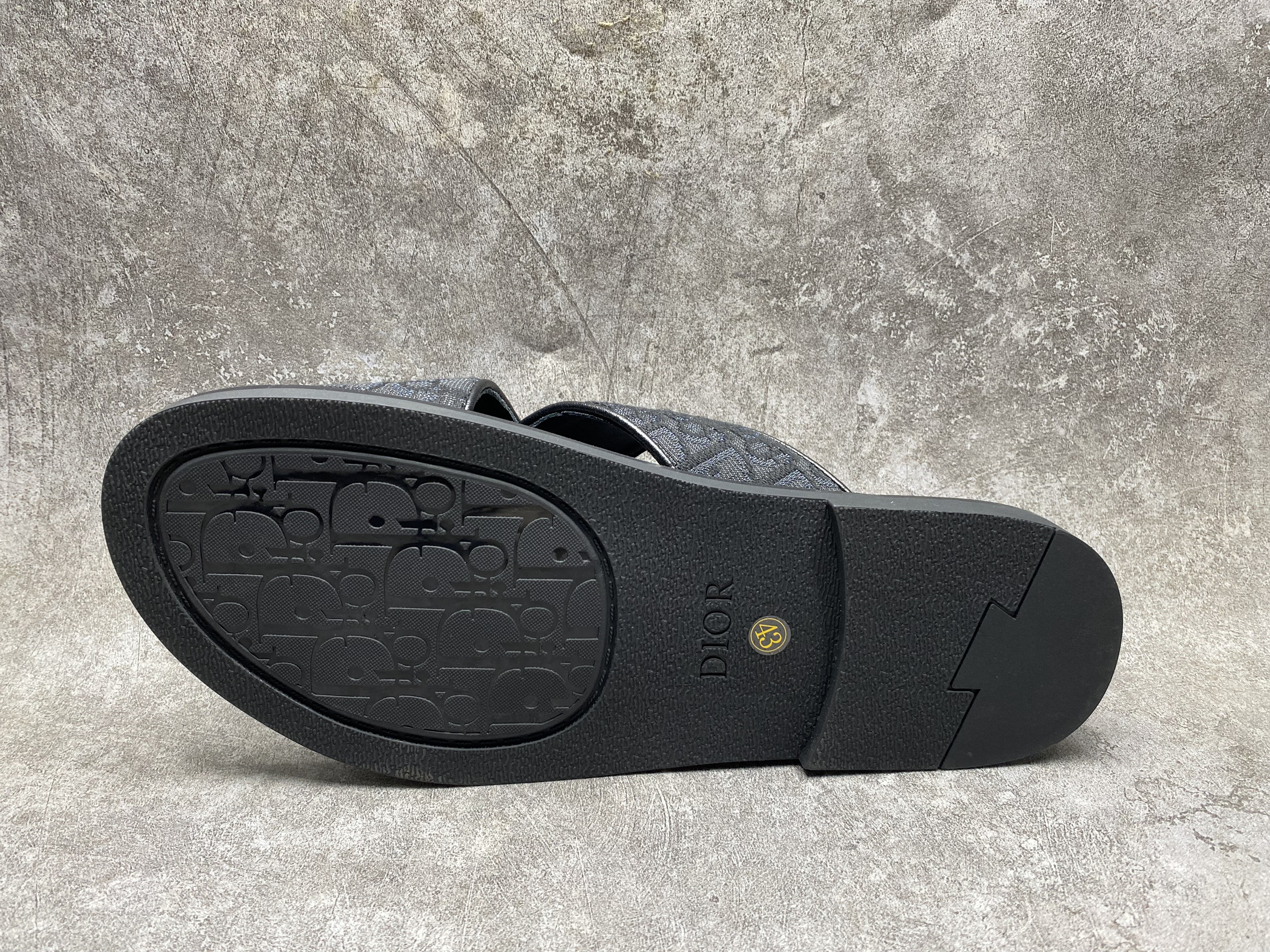 UA D*0r Alias Sandal