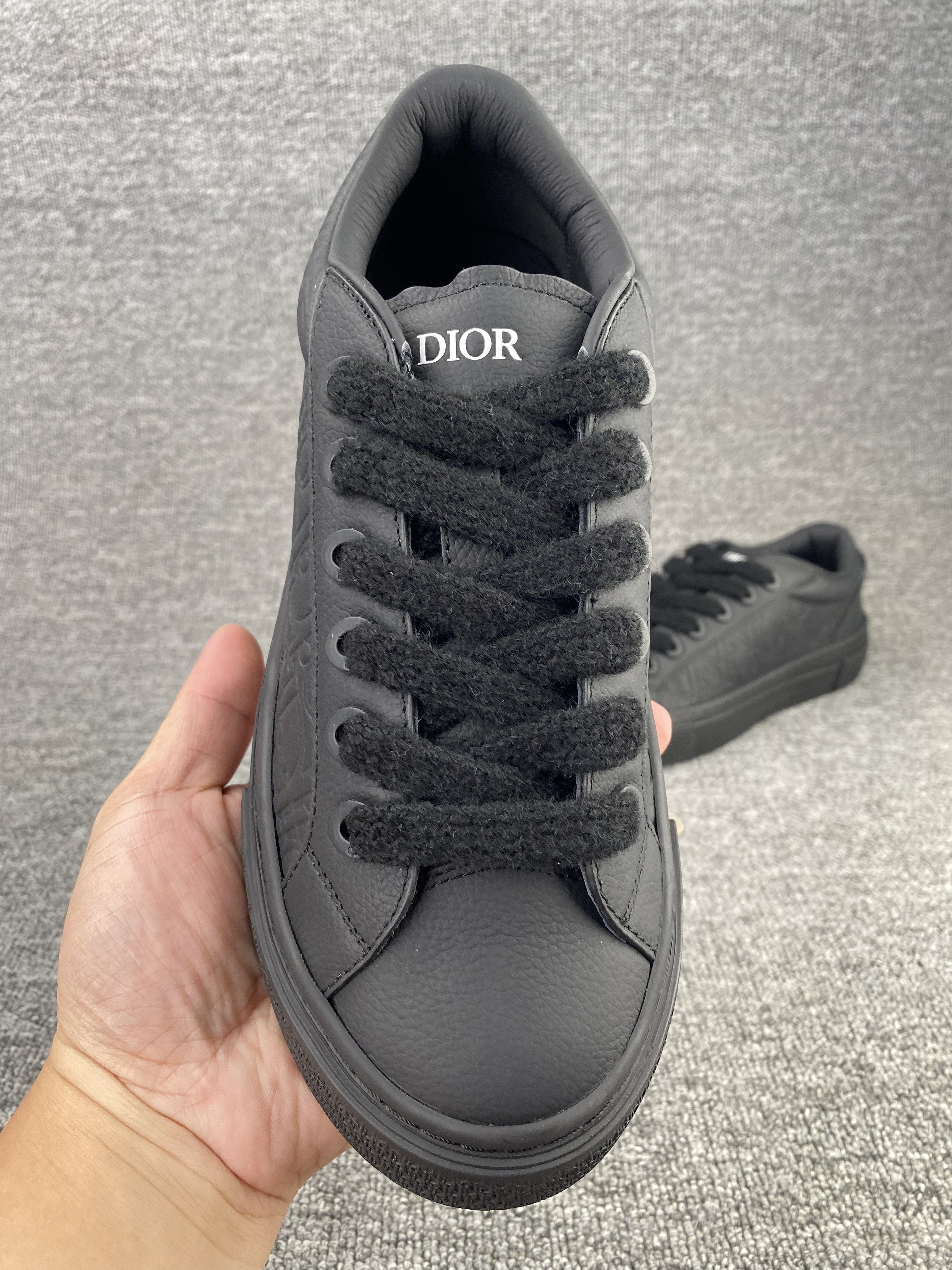 UA D*0r B33 Sneaker