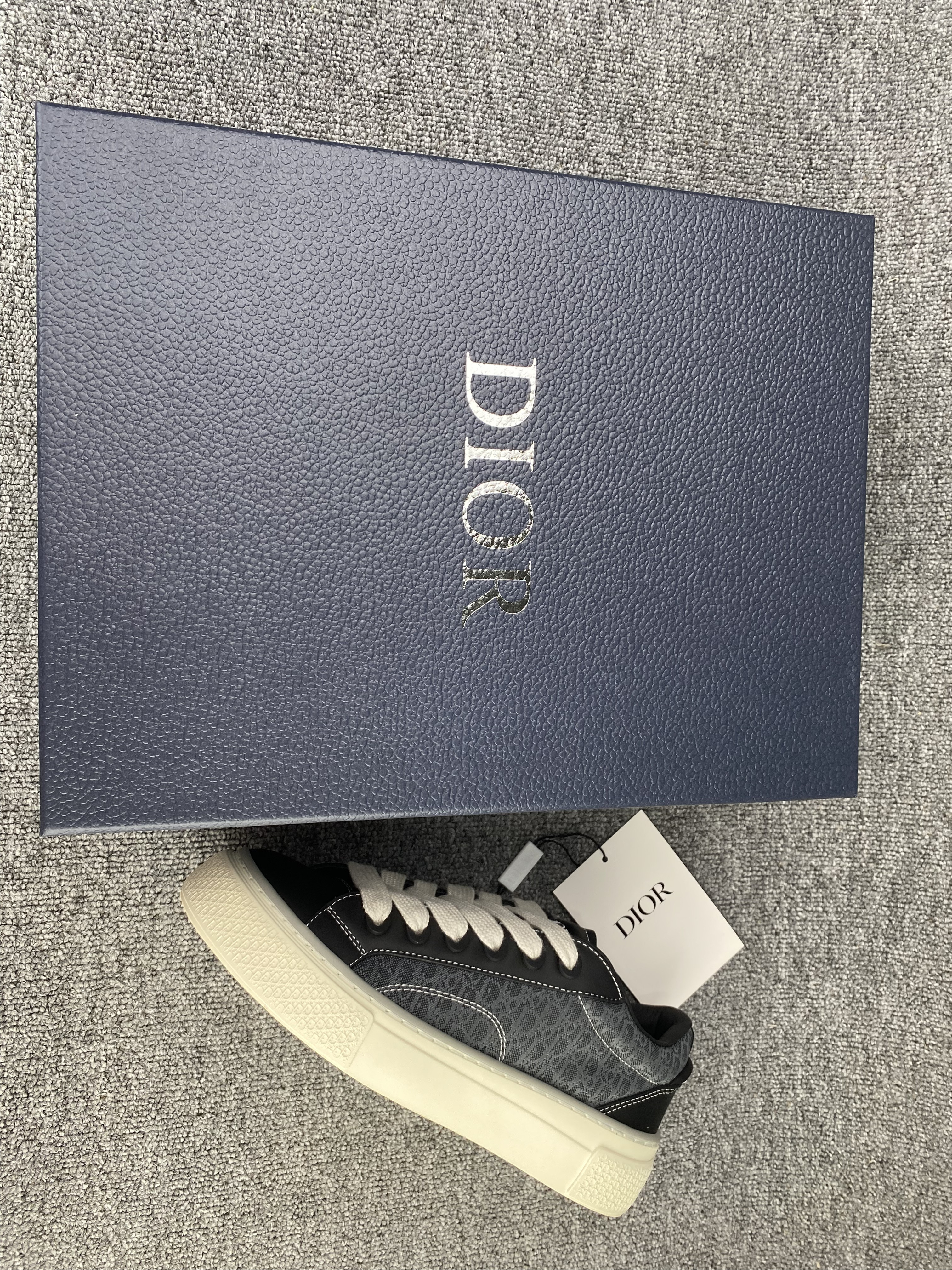 UA D*0r B33 Sneaker