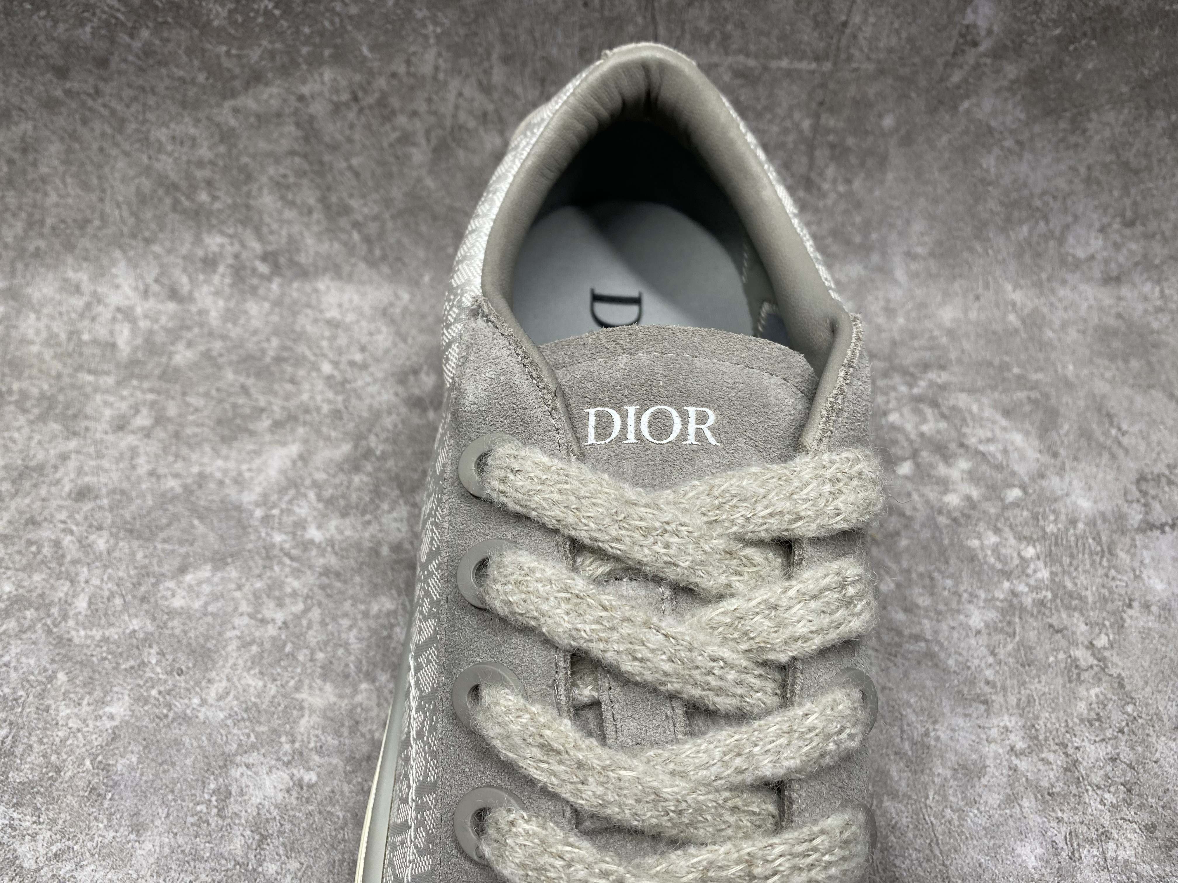 UA D*0r B33 Sneaker