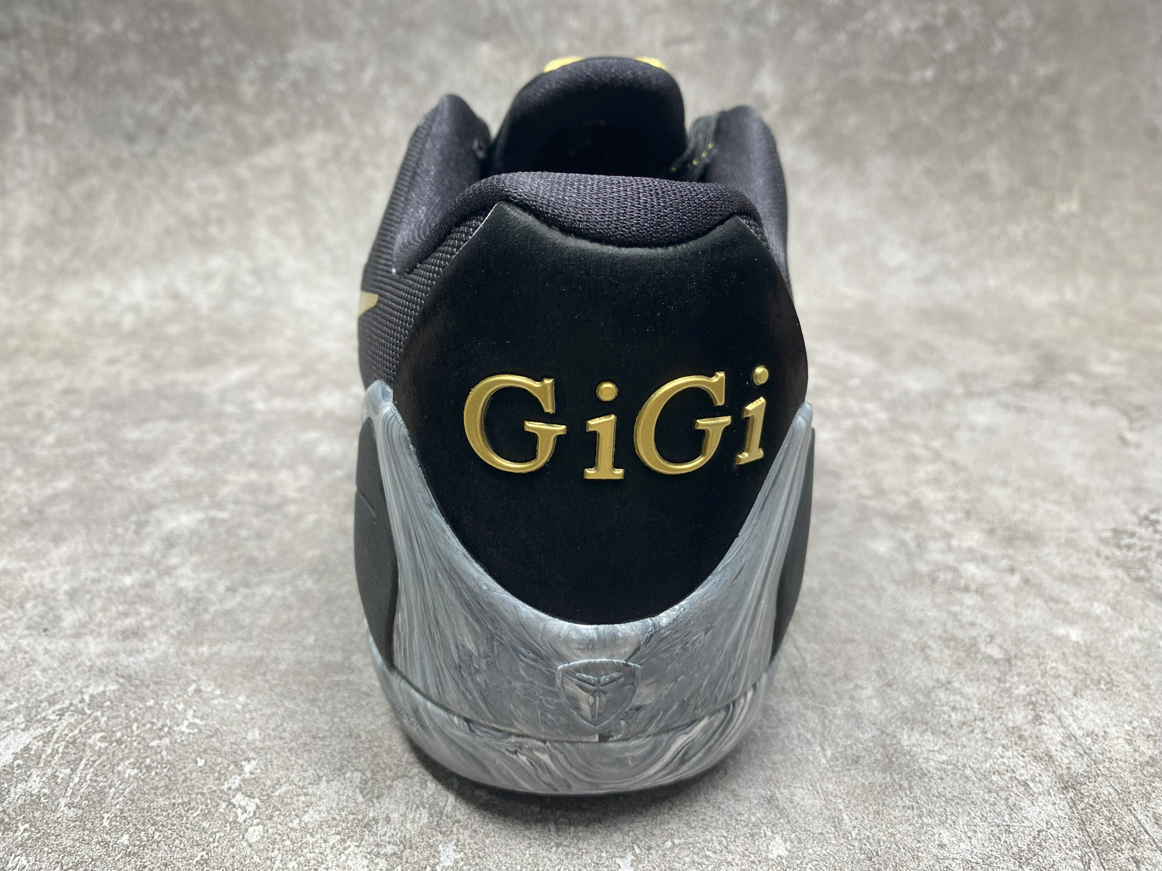 UA Nike Kobe 9 EM Low Protro