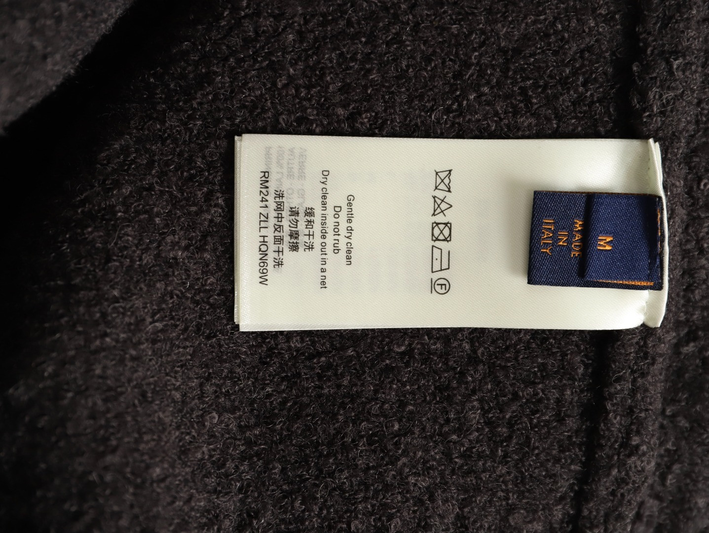 L0*is V*t0n LV 25SS Sweaters