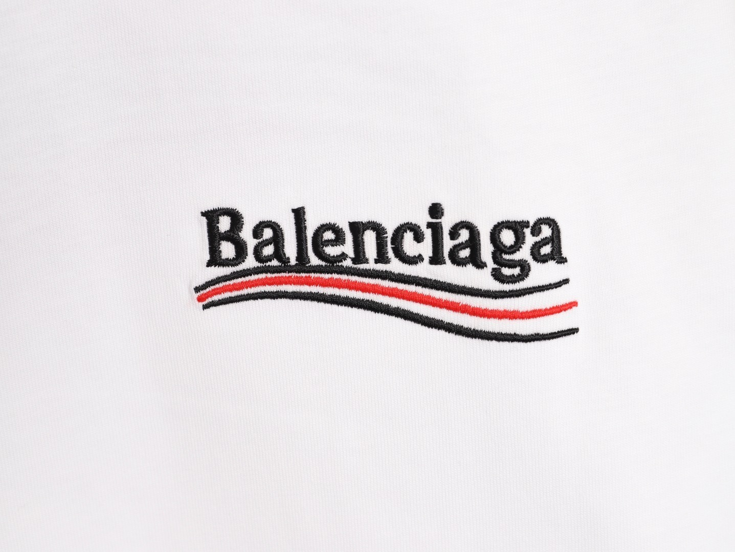 Ba*len*cia*ga Long-sleeved T-shirt