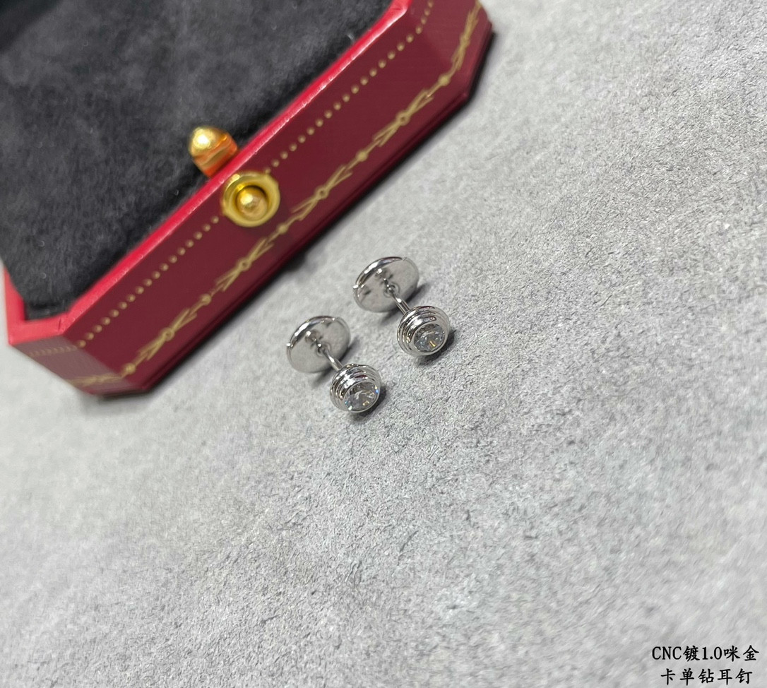 Ca*t*er Single diamond stud Earrings