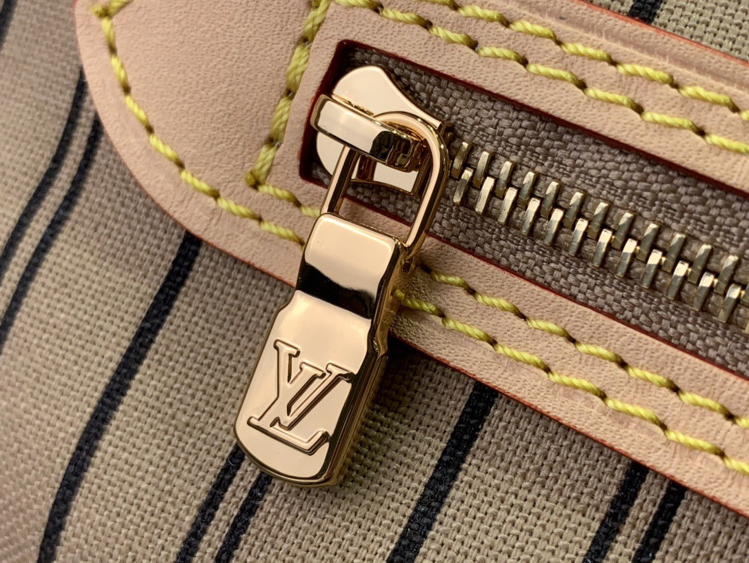 LV Neverfull Bandoulière Inside Out GM M11948 39x32x19cm