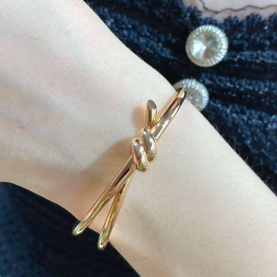 T*f*ny & Co. Knot Double Row Hinged Bracelet