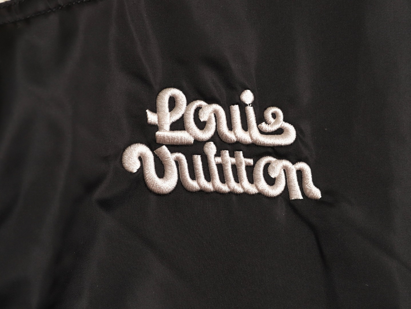 L0*is V*t0n LV 25ss Jacket