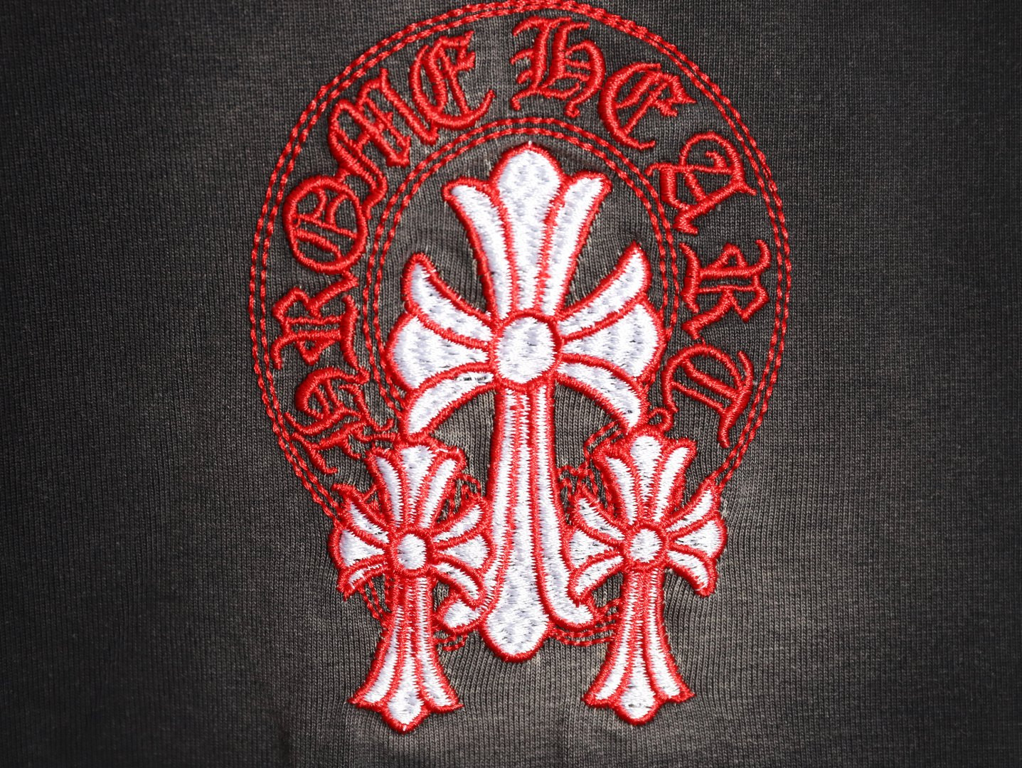 Ch**me He**ts 25SS Short-sleeved T-shirt