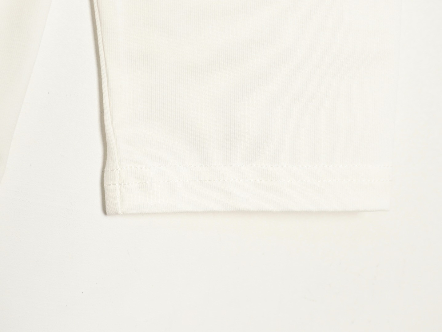 Ba*len*cia*ga Long-sleeved T-shirt