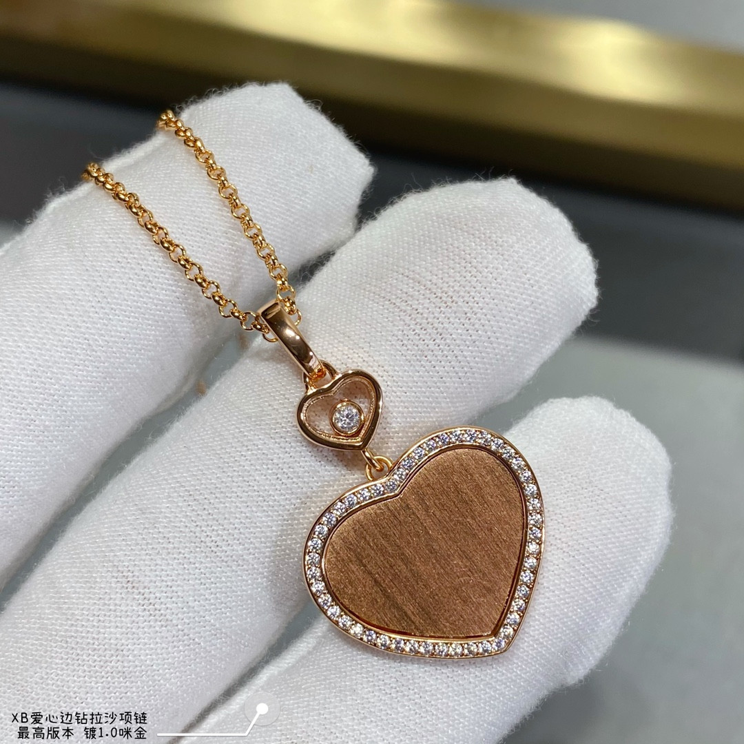 Chopard Heart-shaped Edge Diamond Brushed Necklace