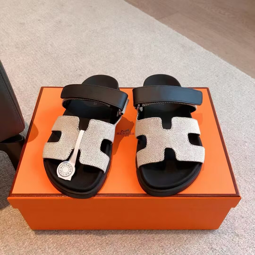 UA Hermès Chypre Sandal
