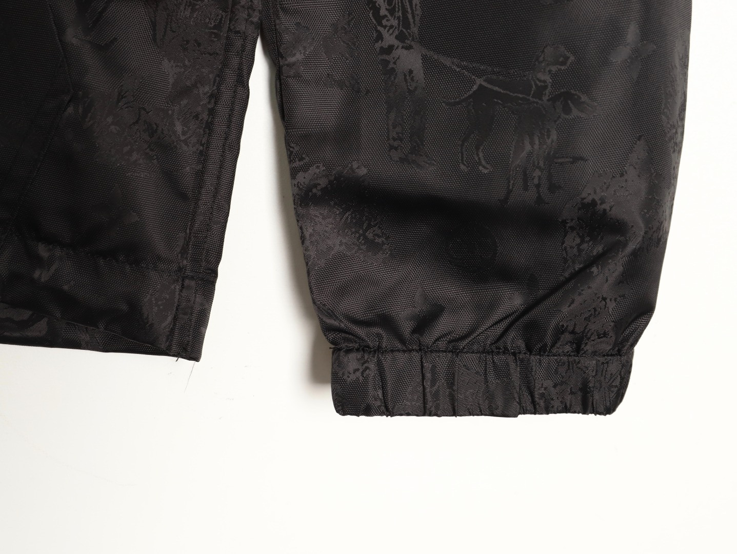 L0*is V*t0n LV 25ss Coats