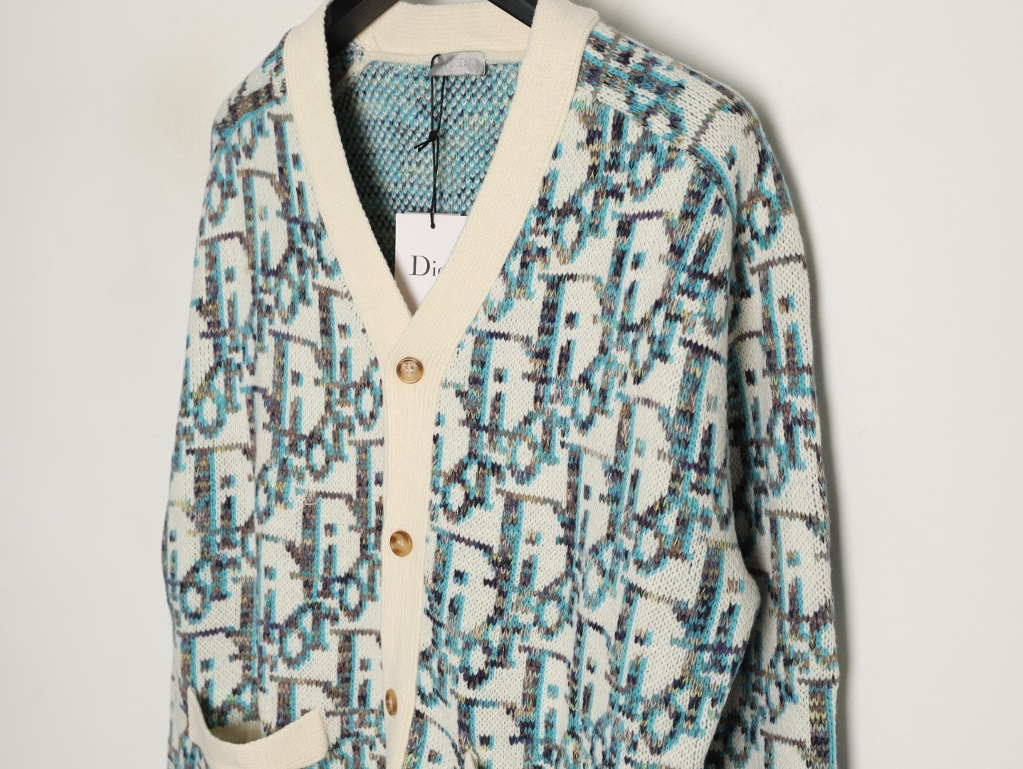 D*0r 25ss Cardigan Sweaters