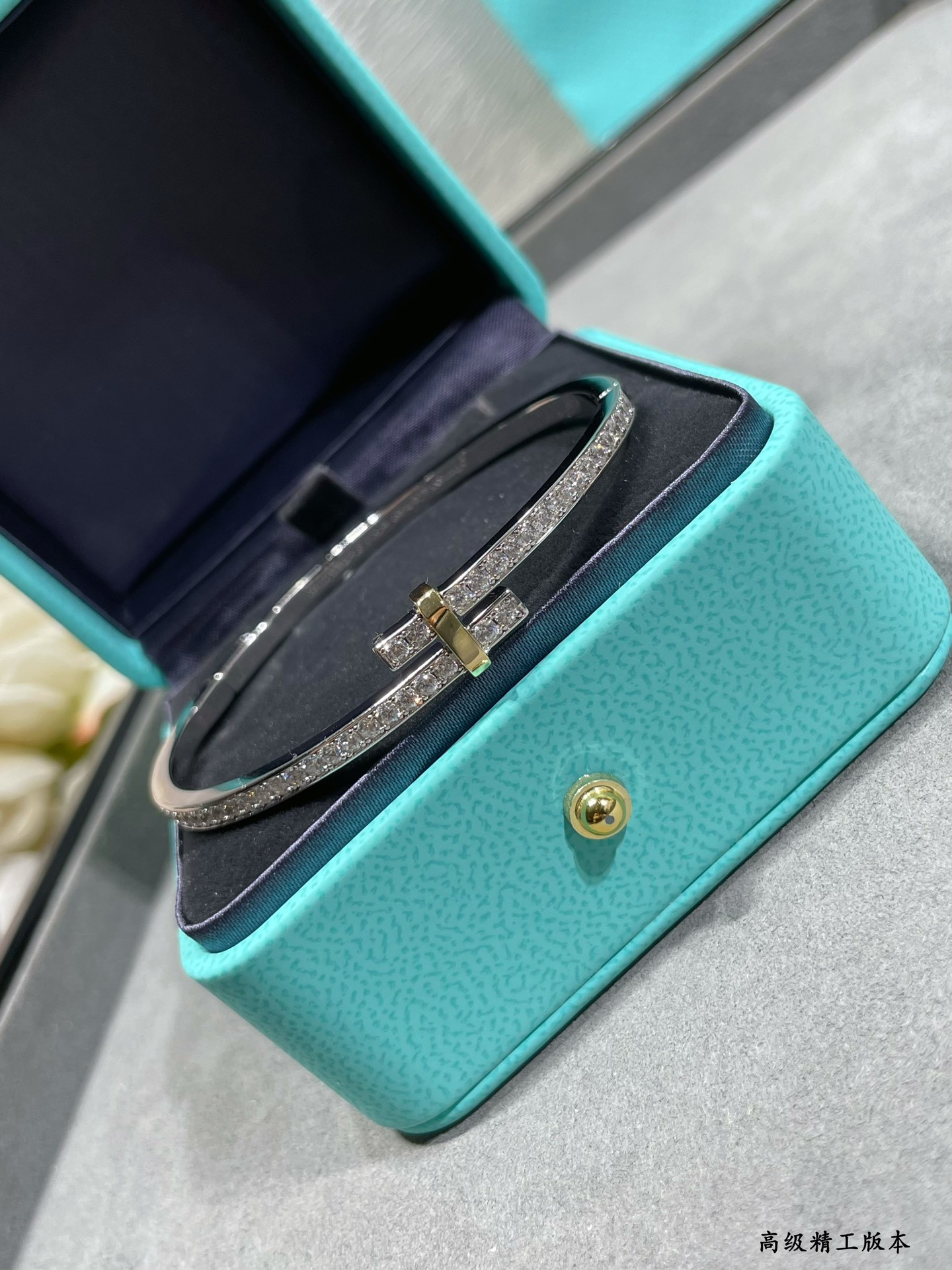 T*f*ny & Co. Circle Dual-Tone Bracelet