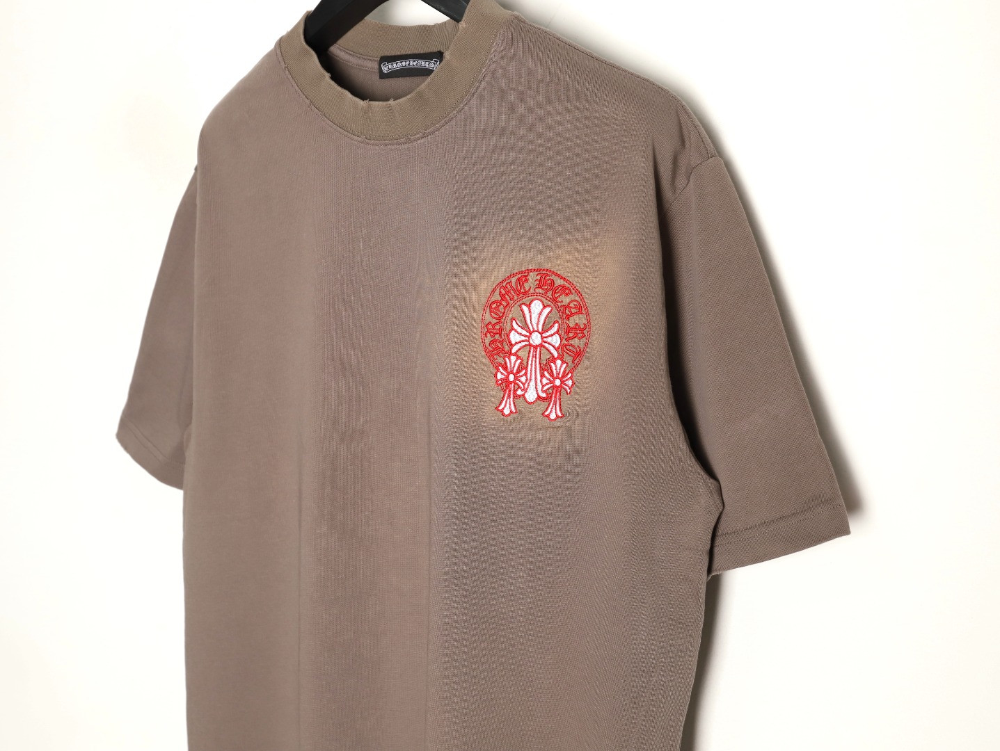 Ch**me He**ts 25SS Short-sleeved T-shirt