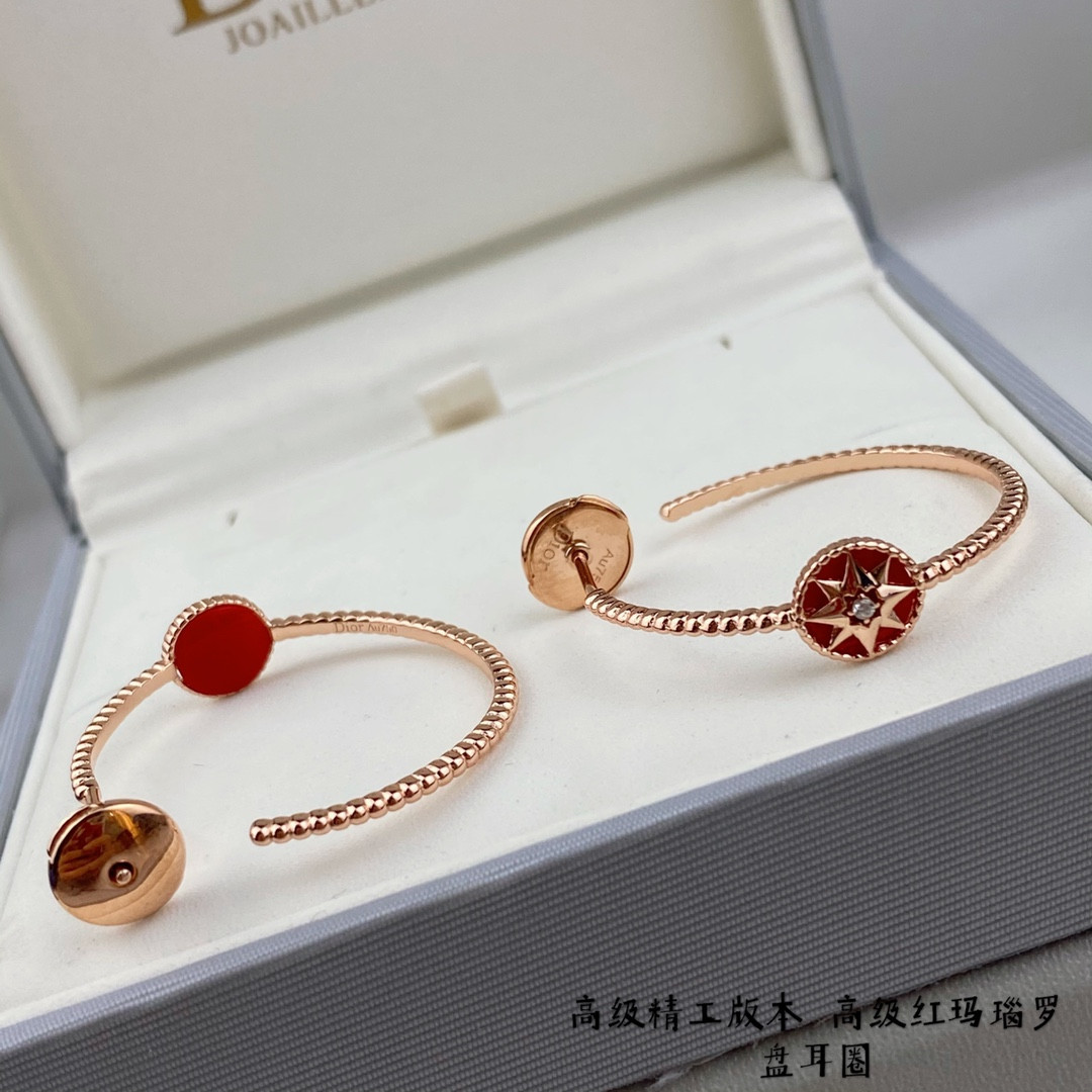 D*0r Eight-pointed star Earrings