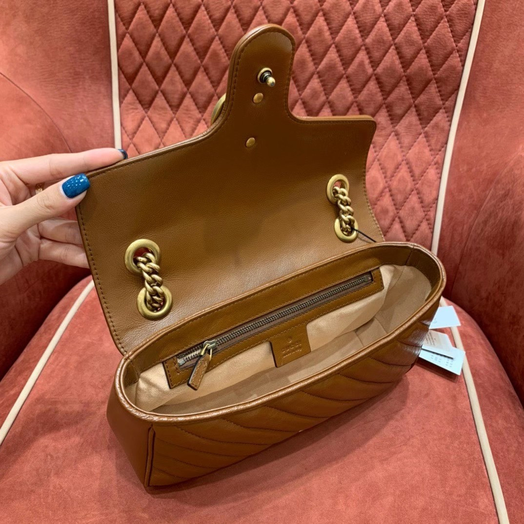 G*u*i GG Marmont small matelasse shoulder bag 26cm