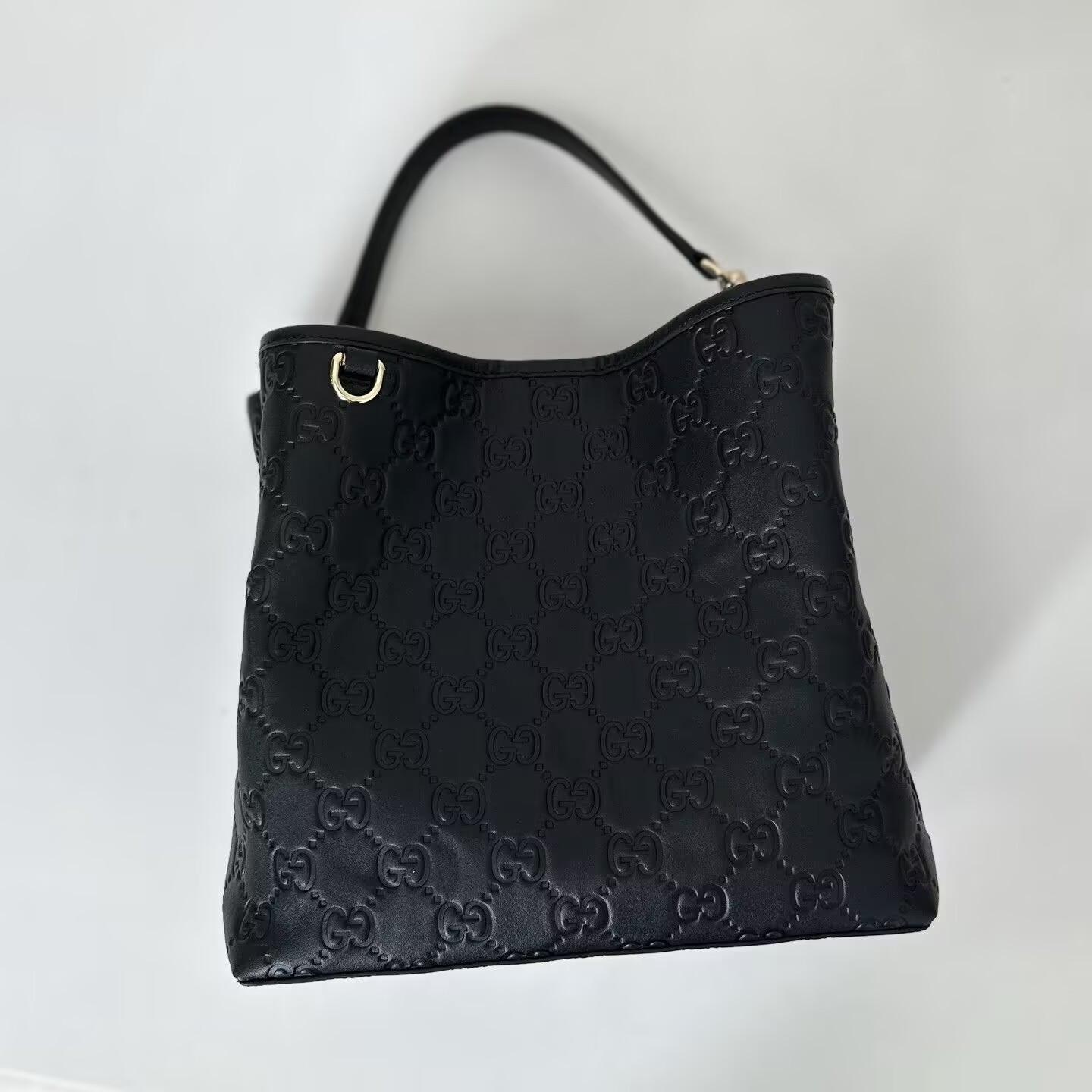 G*u*i GG Emblem Medium Bucket Bag 25x25x15.5cm