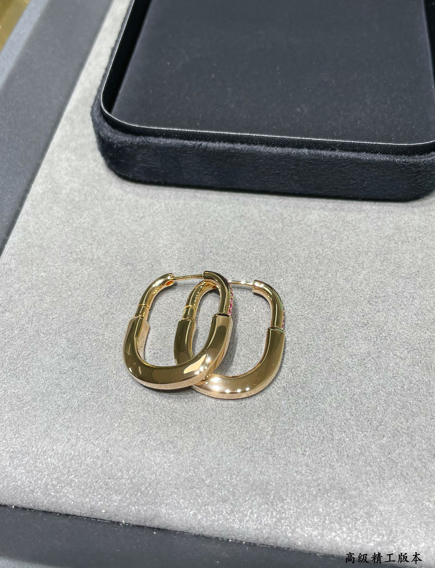 T*f*ny & Co. Medium Pink Diamond Lock Earrings