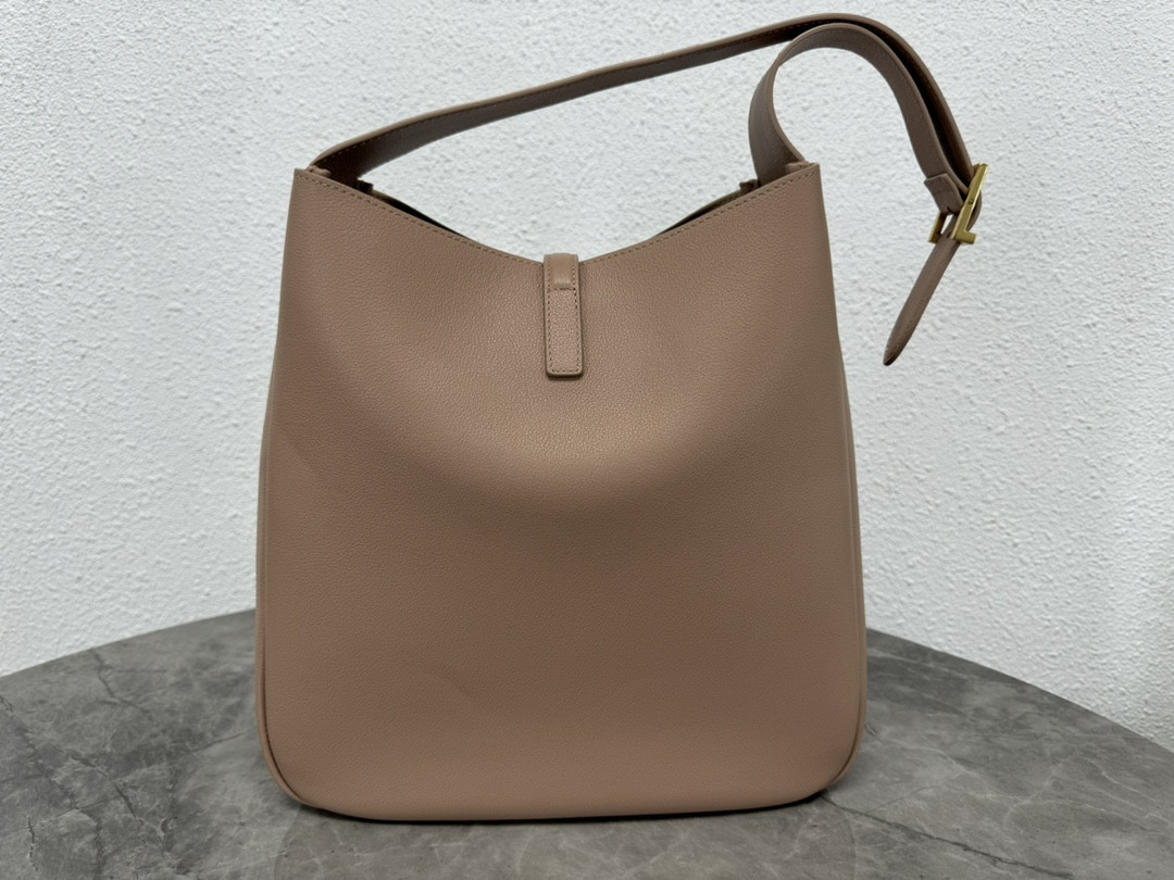 Y*L LE 5 À 7 30 X 31 X 13 CM