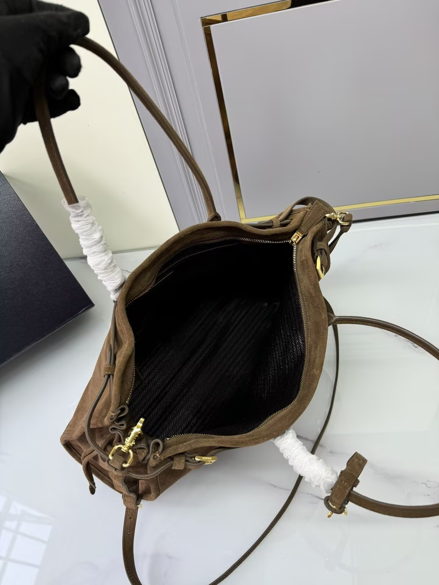 Pra*a Lus Solf 42x30x12cm