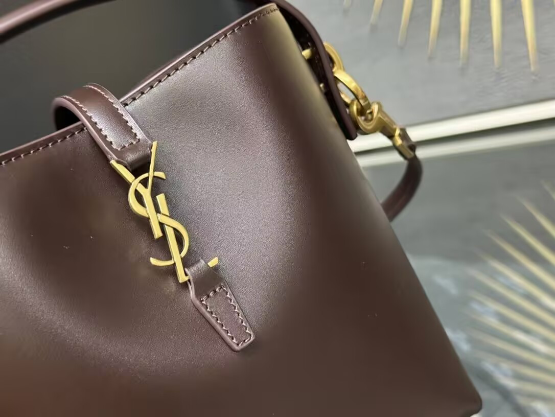 Y*L LE 37 Mini (Shiny Leather) 15x13x6cm