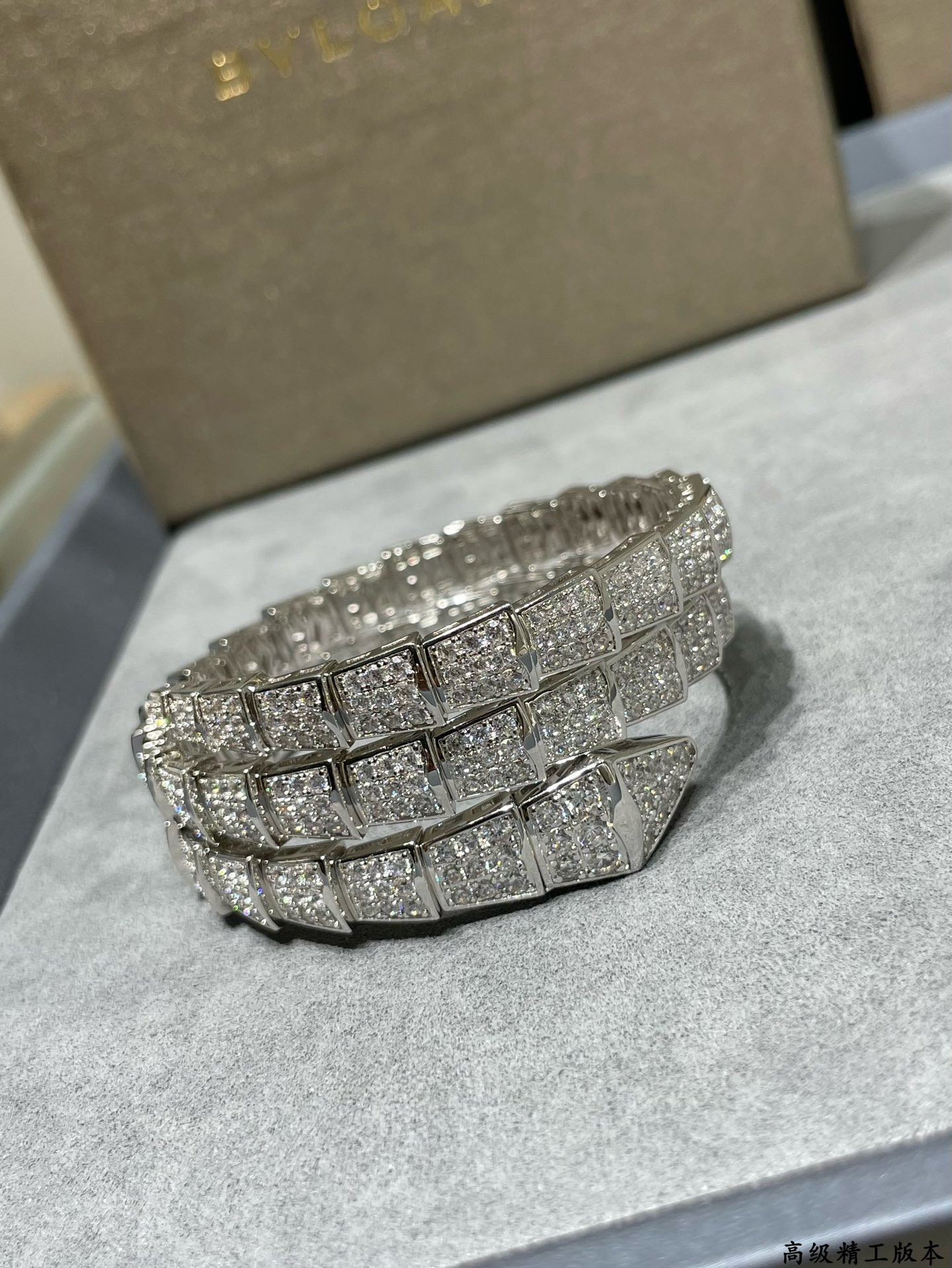 B*l*ai Wide version three circles full diamond snake Bracelet