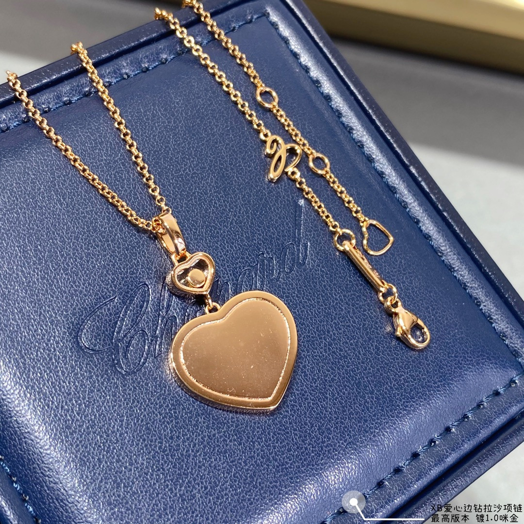 Chopard Heart-shaped Edge Diamond Brushed Necklace