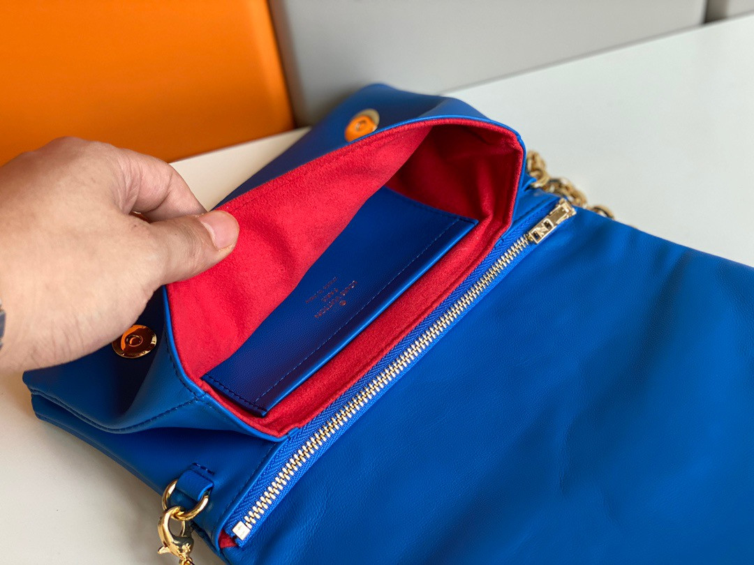 LV POCHETTE COUSSIN M80743