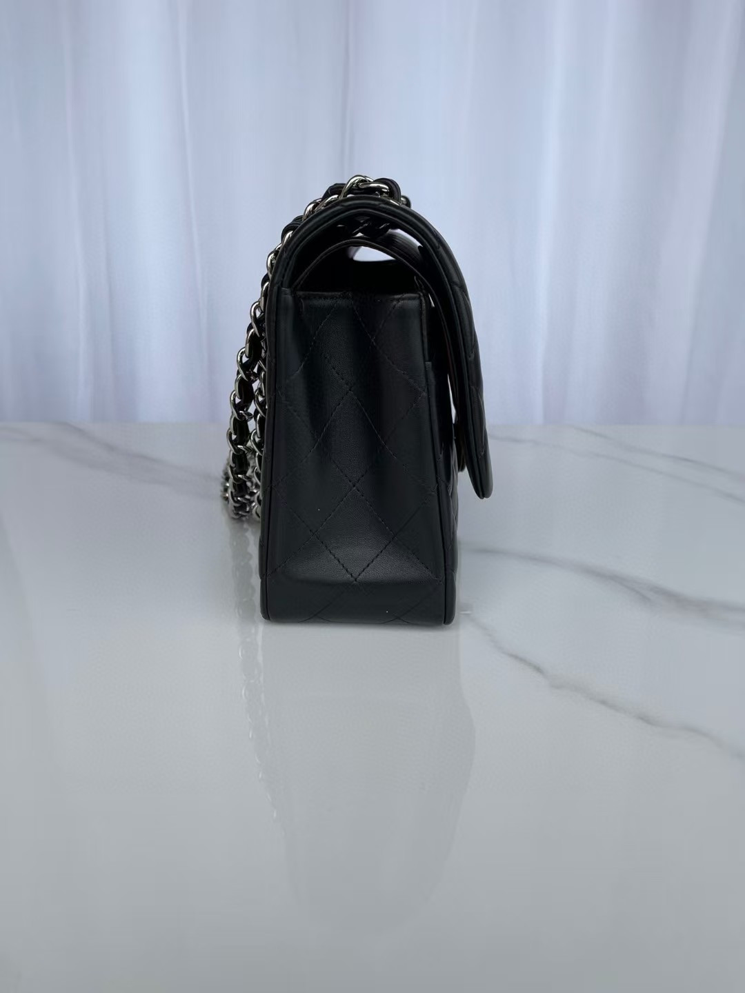 Ch*el Classic Flap Jumbo 30cm CF shiny black 19.5×30×10cm