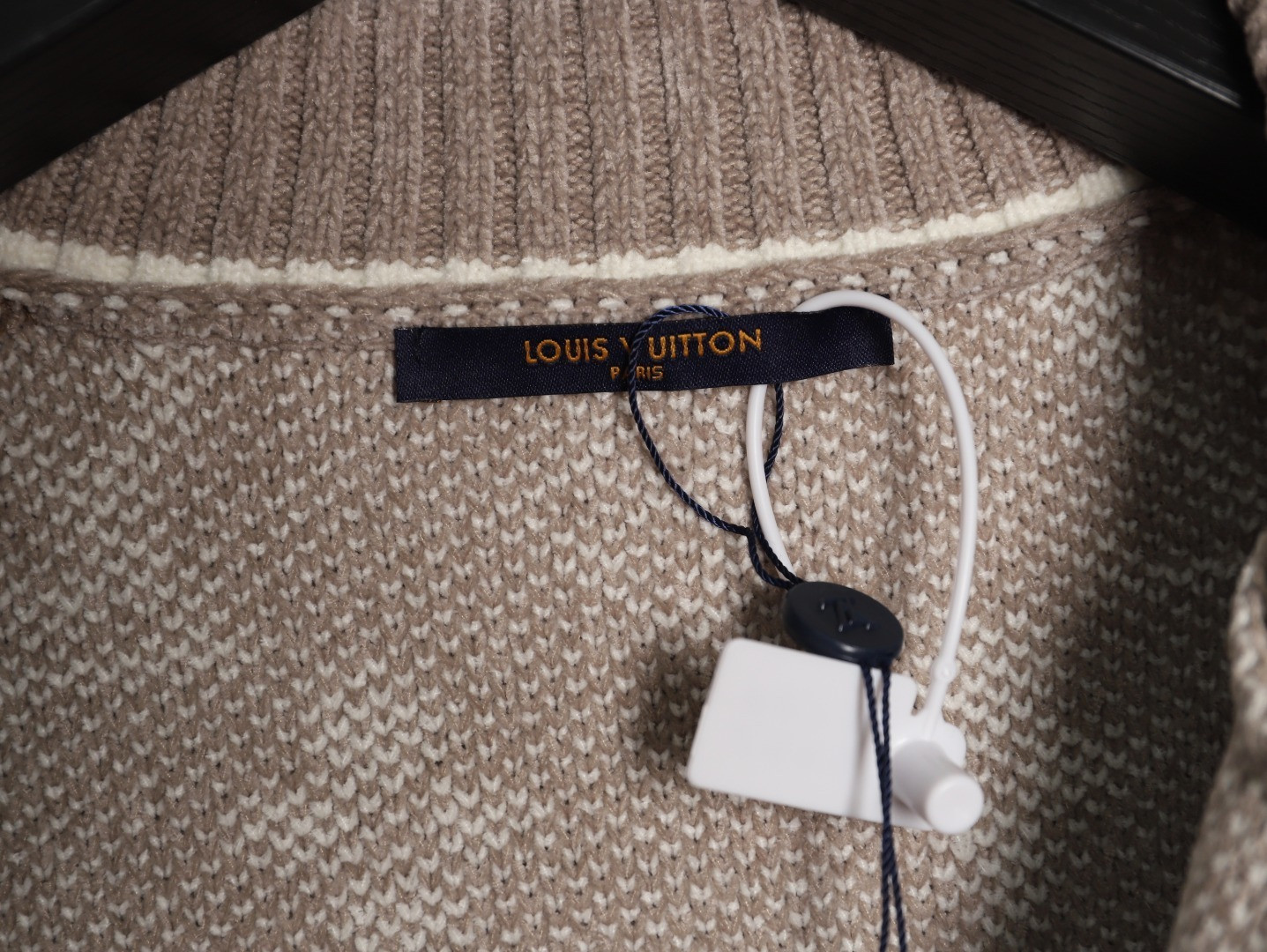 L0*is V*t0n LV 25ss Cardigan Sweaters