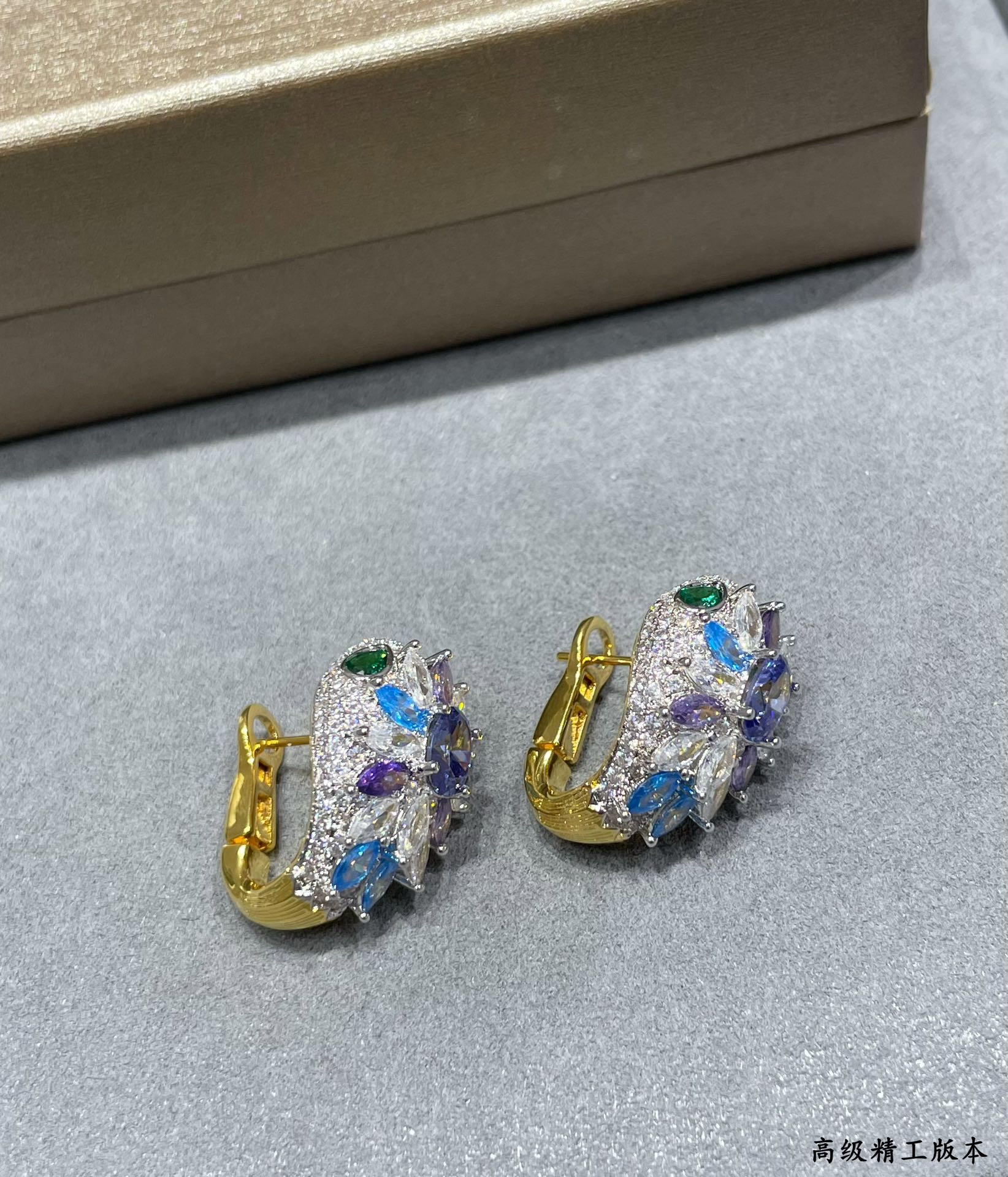 B*l*ai Diamond Princess Snake Earrings