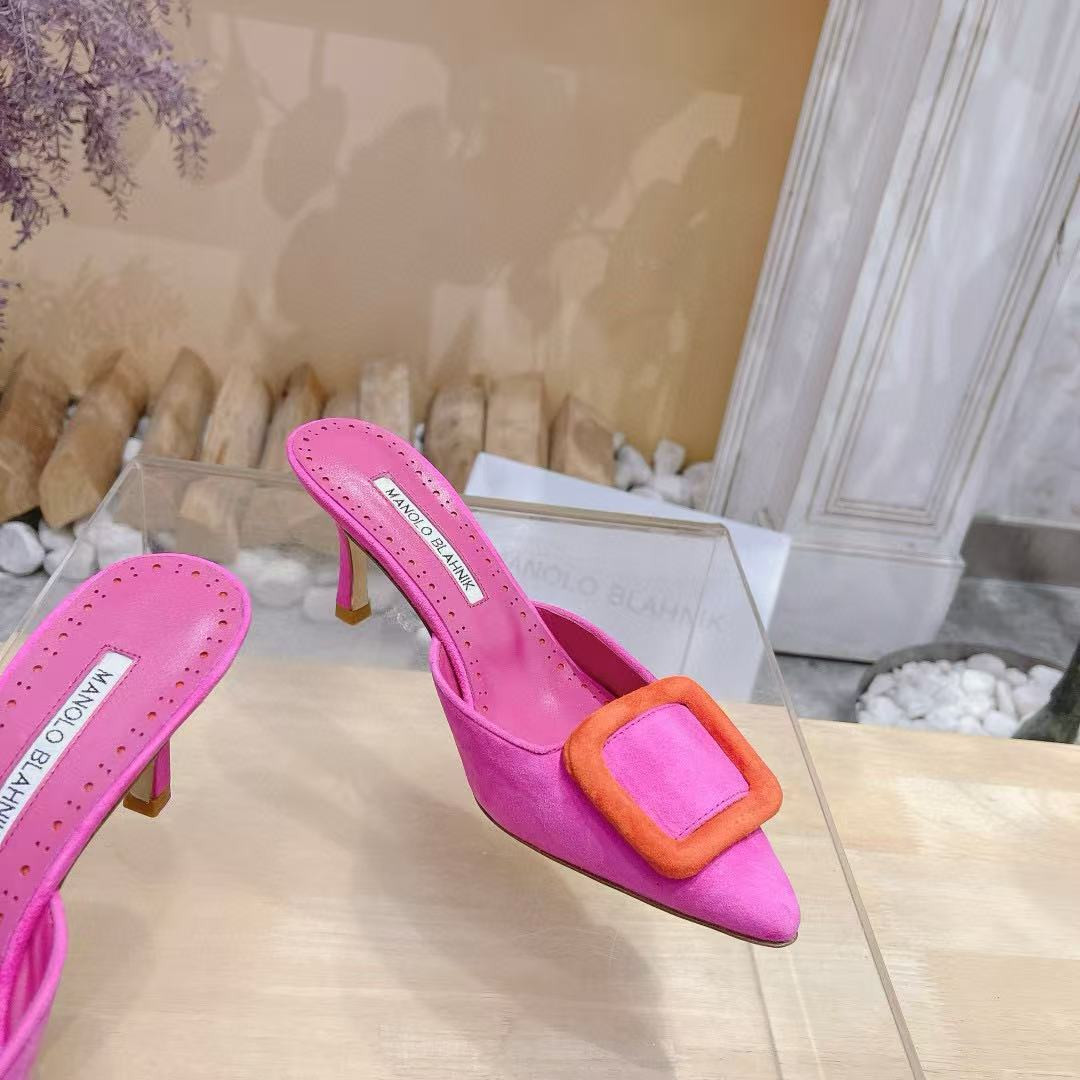 UA Manolo Blahnik Mules 7.5cm